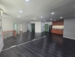 Tank Road (D9), Office #602261561